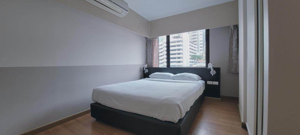 Twenty Three Residence Bangkok Exteriör bild