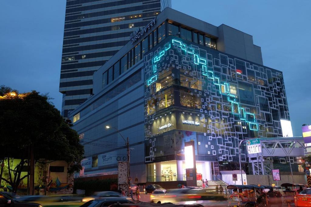 Twenty Three Residence Bangkok Exteriör bild